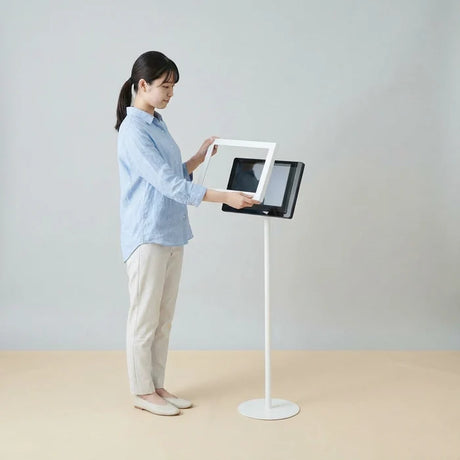 USB再生対応 電子ペーパーサイネージ 13.3インチ スチール製ワンポールスタンド デジタル看板 TSTV-S13